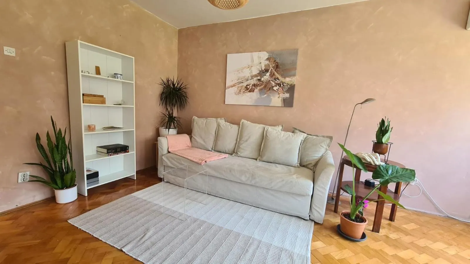 Apartment With Sauna In City Centre Split